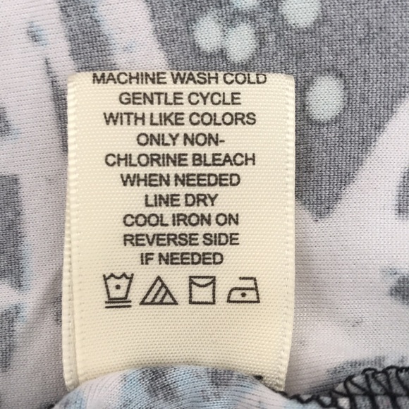 No Comment NY. LA women long sleeves high neck heart print tops. - Picture 9 of 9